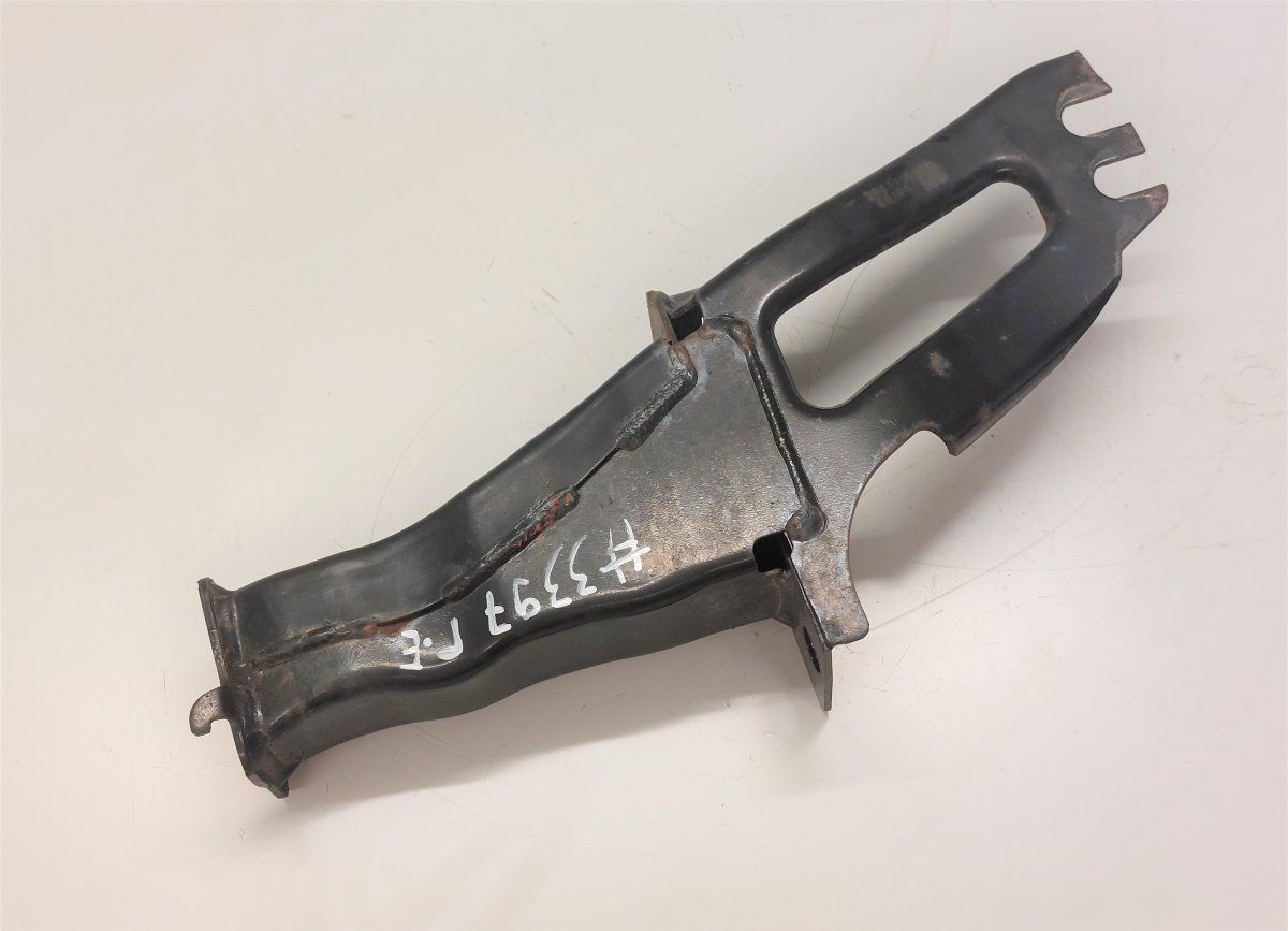 31329436 Front Bumper beam holder right VOLVO XC60 I (2008-2017)