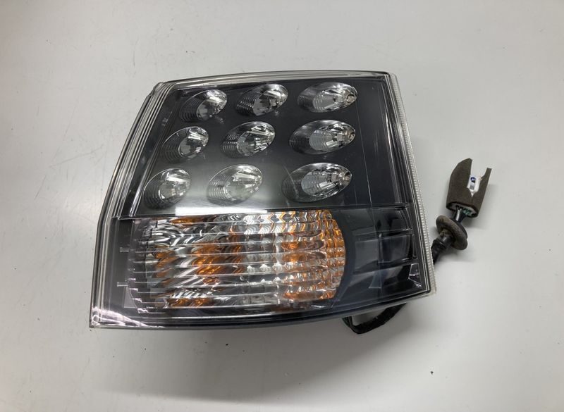 22087920 22087813 Tail light, right MITSUBISHI OUTLANDER II (CW, ZG, ZH) (2006-2012)