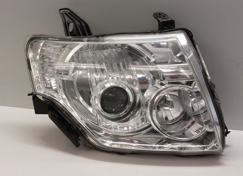 8301C130 Headlight right MITSUBISHI PAJERO IV (V80, V90) (2006-2021)