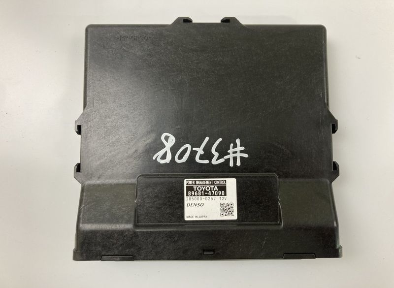 8968147090 2850000252 285000-0252 89681-47090 Hybrid control unit (HCU) TOYOTA PRIUS III (XW30) (2009-2015)
