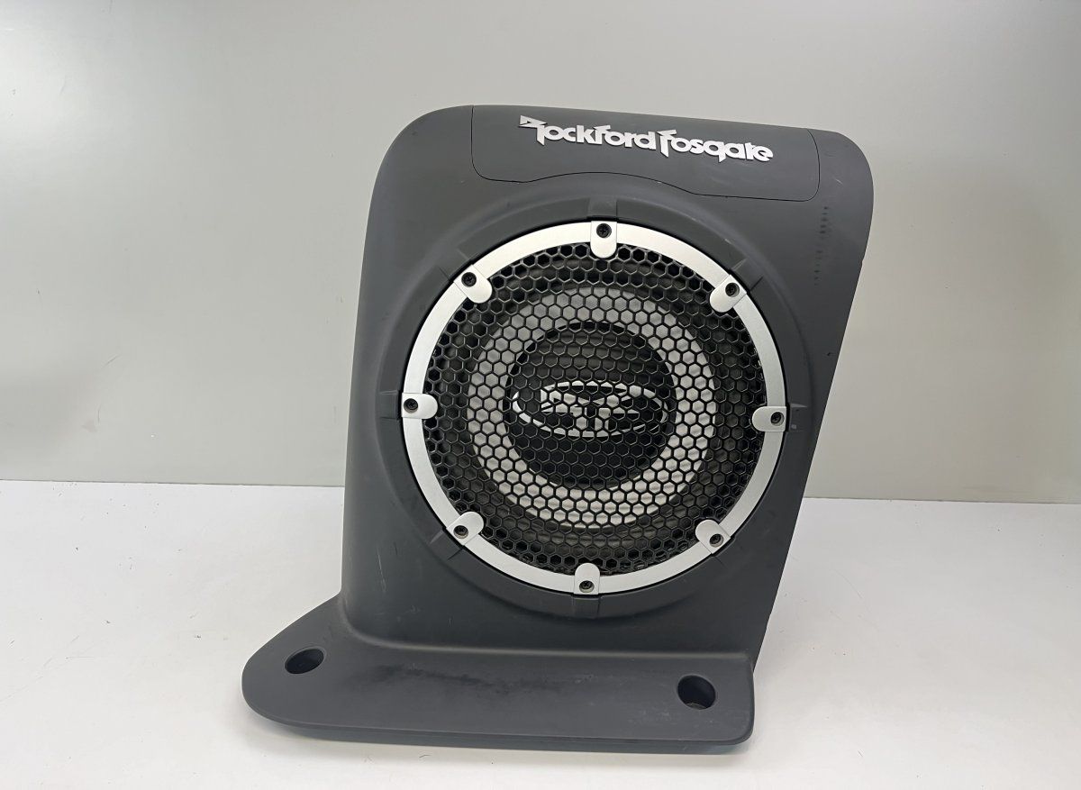 8720A012 Subwoofer MITSUBISHI OUTLANDER II (CW, ZG, ZH) (2006-2012)