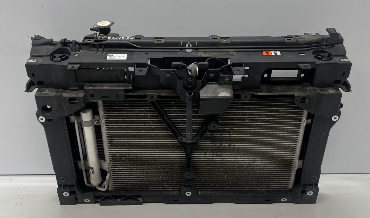 C51353110G BBR4-61-480B Front panel MAZDA 5 (CW) (2010-2018)