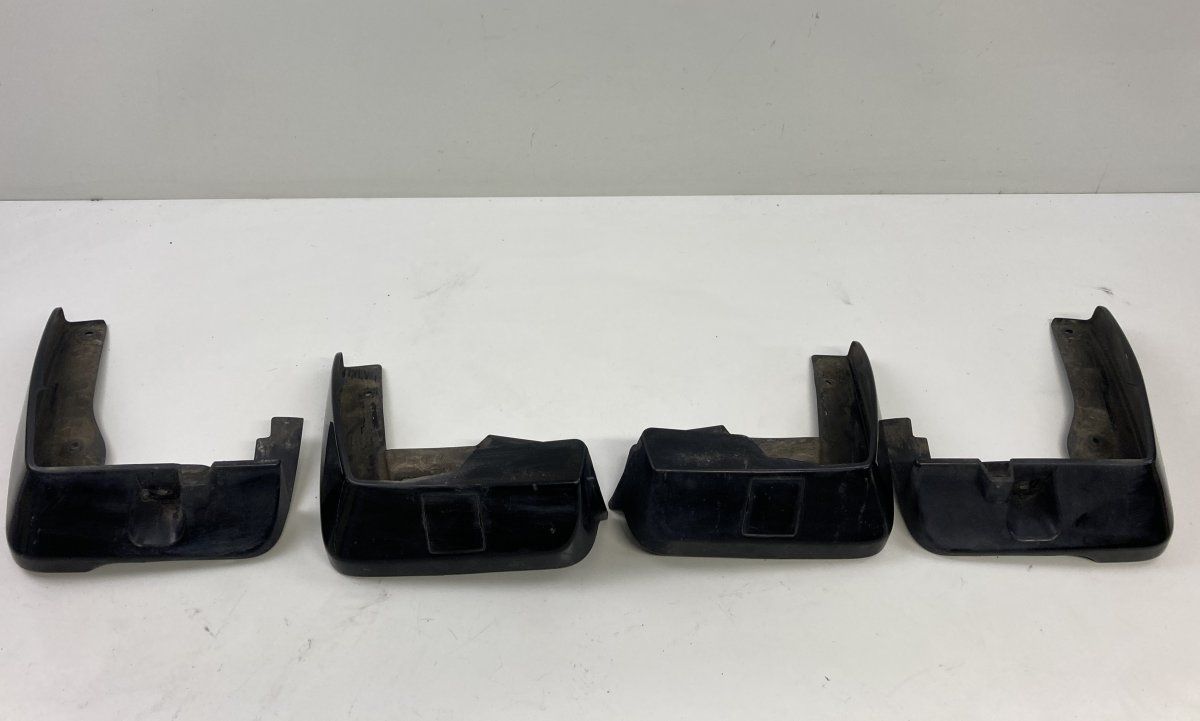 J1017AJ023 J1017AJ026 J1017AJ025 J1017AJ022 Mud guard set SUBARU LEGACY V / Outback (2009-2014)