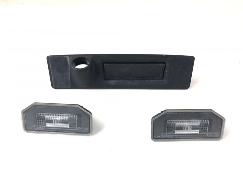 109594900E Bootlid / tailgate moulding TESLA MODEL 3 (2017-)