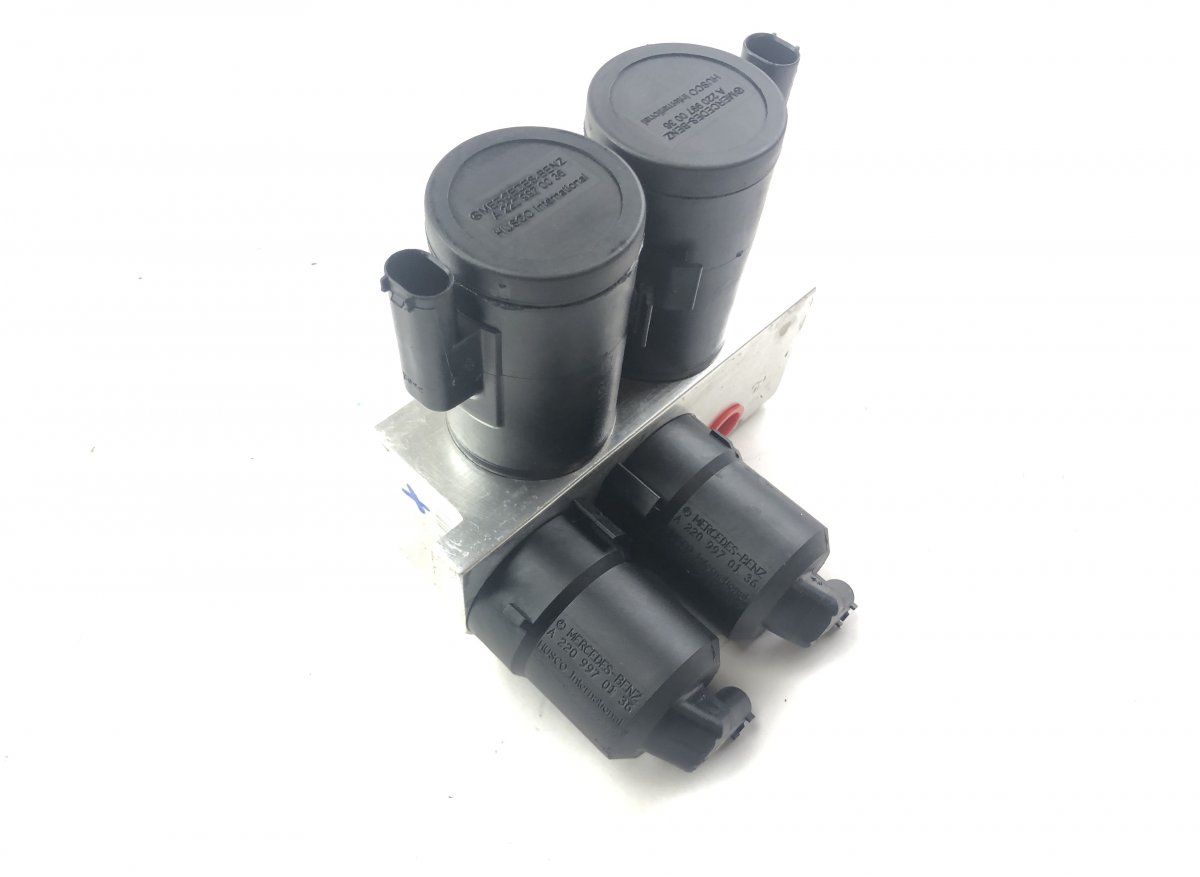 A2203200358 A2203201258 Air suspension / self-levelling suspension, other MERCEDES-BENZ SL-CLASS (R230) (2001-2012)