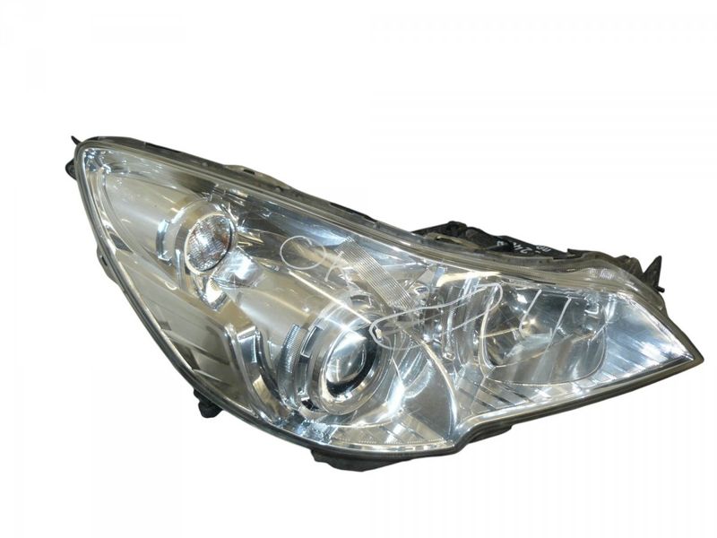 Headlight right SUBARU LEGACY V / Outback (2009-2014)