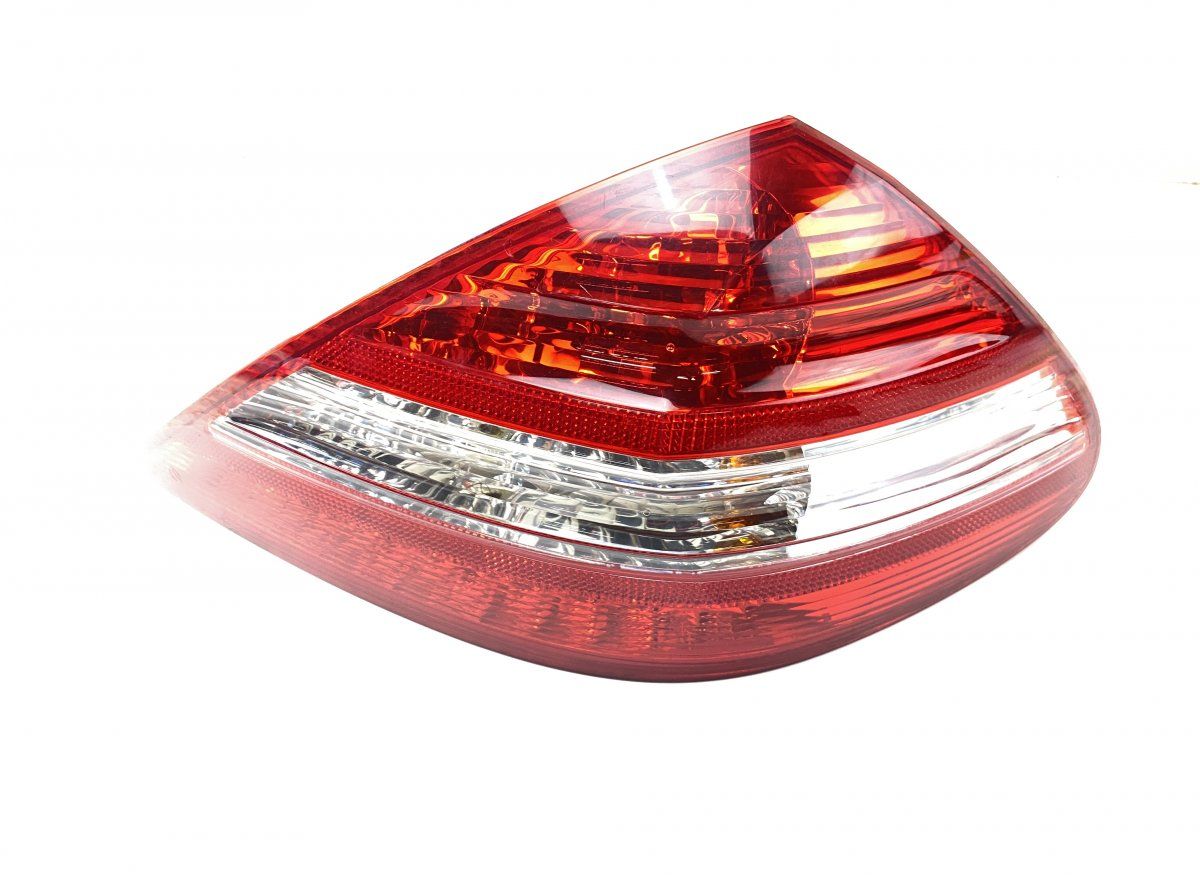 A2308201264 Tail light, right MERCEDES-BENZ SL-CLASS (R230) (2001-2012)