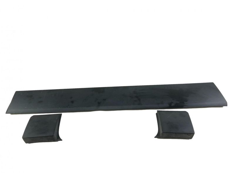 93453580 Body moulding left NISSAN NV300 (X82) (2016-2021)