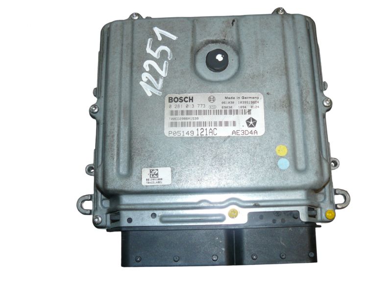 0281013733 Engine Control Unit / module (ECU) CHRYSLER 300C I (2004-2010)