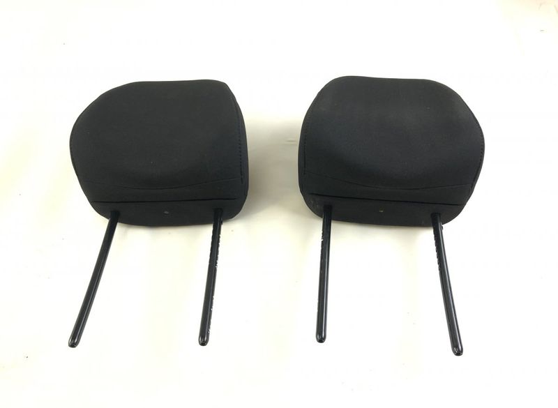 864001651R Headrest front left RENAULT MEGANE IV (B9A/M) (2015-)