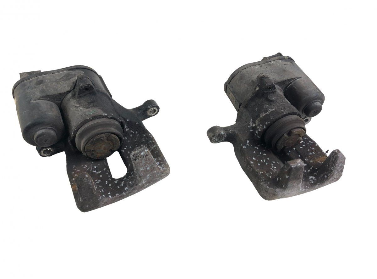 32332594E Brake caliper rear left VOLVO V70 III (BW) (2007-2016)