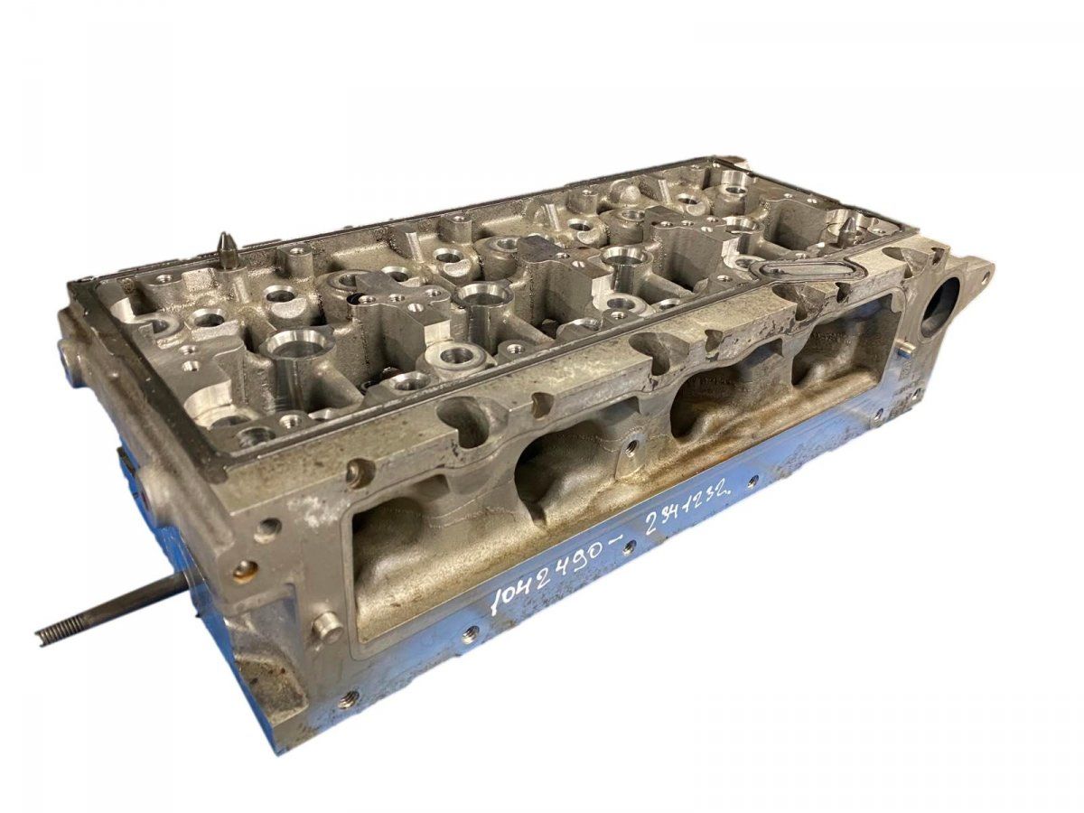 04L103064E Cylinder Head SKODA OCTAVIA III (5E) (2012-2019)