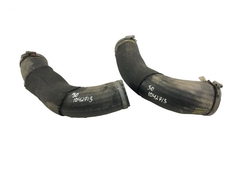 31338543 Intercooler pipe left VOLVO XC60 I (2008-2017)