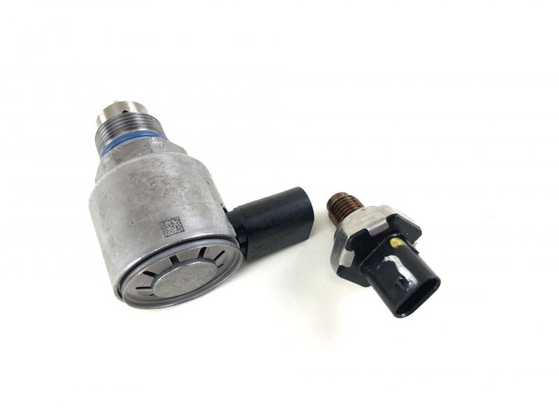 175211218R Fuel pressure regulator NISSAN NAVARA III / NP300 (D23) (2014-)