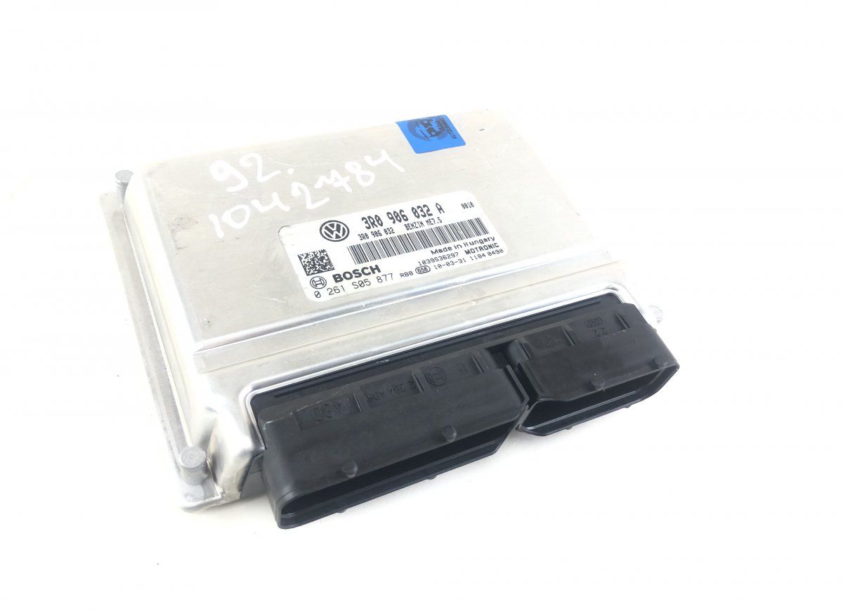 0261S05877 Engine Control Unit / module (ECU) SEAT EXEO (3R) (2008-2013)