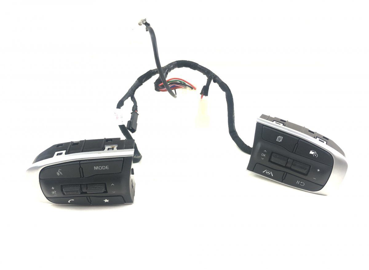 96710P1040 Steering Wheel MF Switch Left KIA SPORTAGE V (NQ5) (2021-)