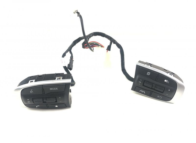 96710P1040 Steering Wheel MF Switch Left KIA SPORTAGE V (NQ5) (2021-)