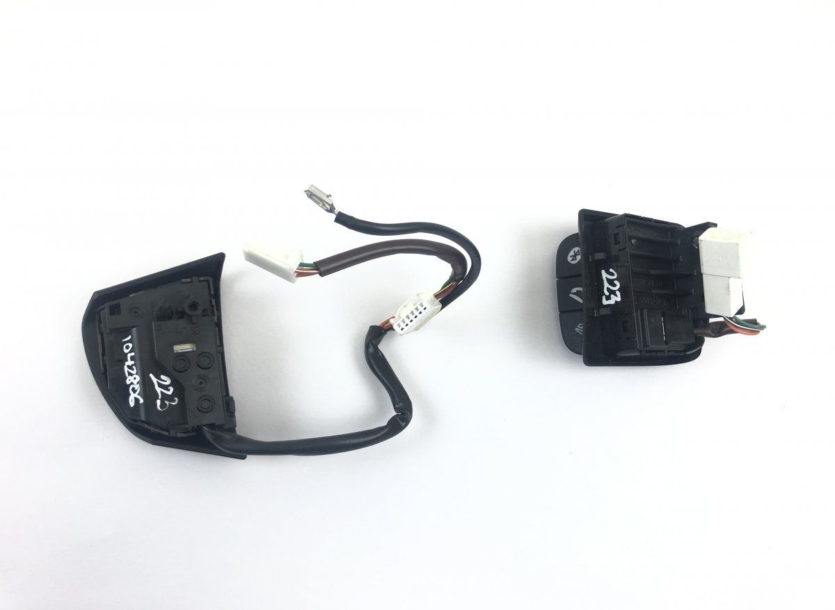 4811060P60GJL Steering Wheel MF Switch Left SUZUKI VITARA (LY) (2015-)