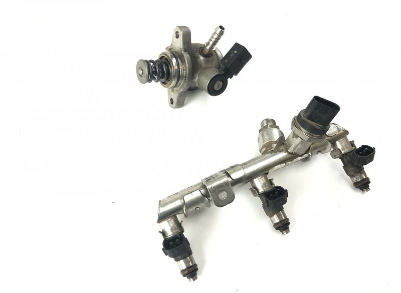 04E906036BC 04E127027N Fuel Injector SKODA SCALA (NW1) (2019-)