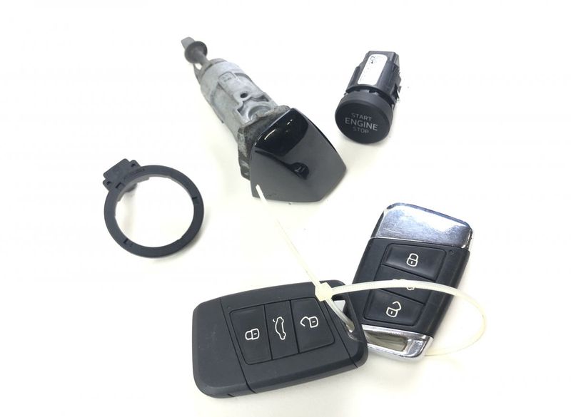 3V0959752 Key / Keys SKODA SUPERB III (3V3, 3V5) (2015-2024)