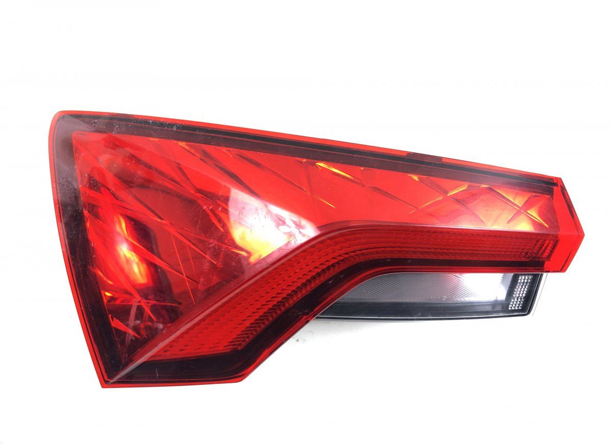 657945095 Tail light left SKODA SCALA (NW1) (2019-)