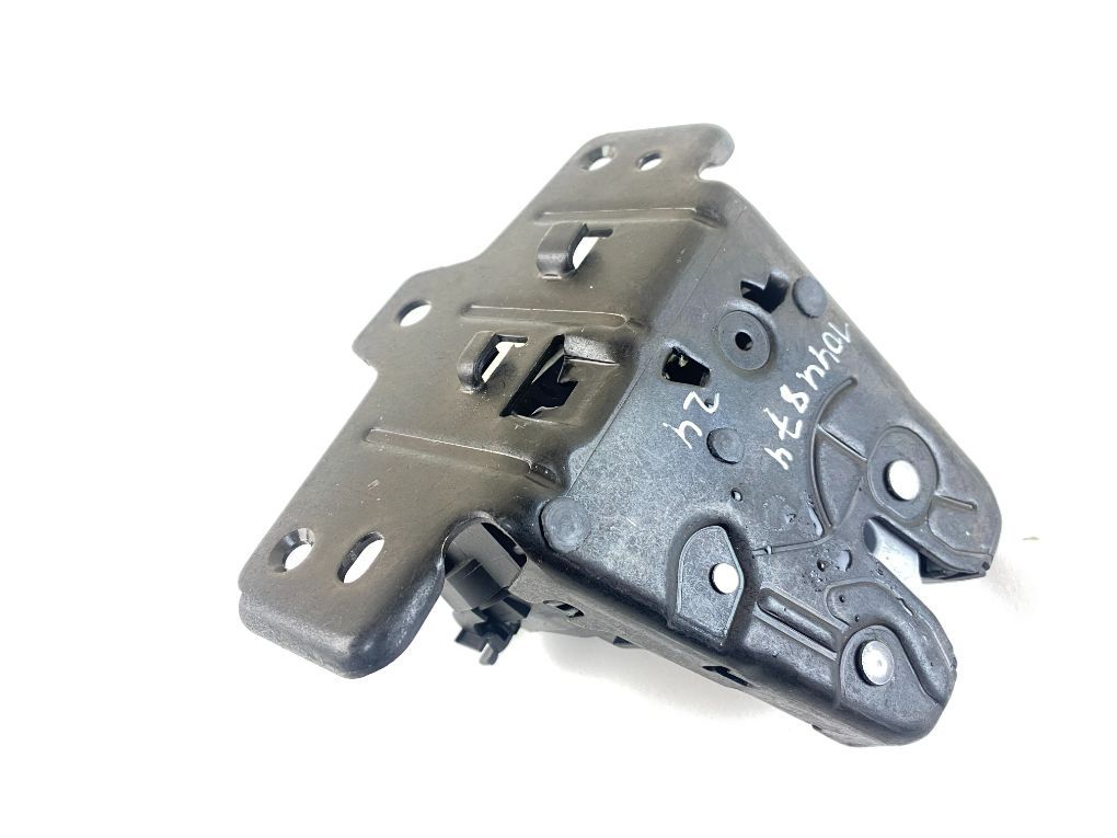 32131355 Bootlid / tailgate lock VOLVO V60 II / S60 III (224, 225, 227) (2018-)