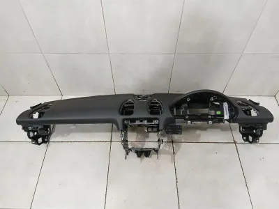 Porsche Cayman 718 dashboard 982857003J RHD RIGHT HAND DRIVE-