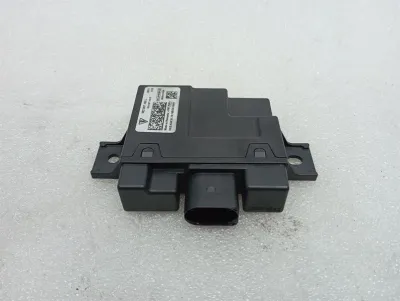 Porsche Cayman 718 electronic module 982907160L exhaust control unit -