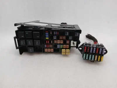 McLaren 600LT Spider Fuse Box SET OF 2 Fuse Box-