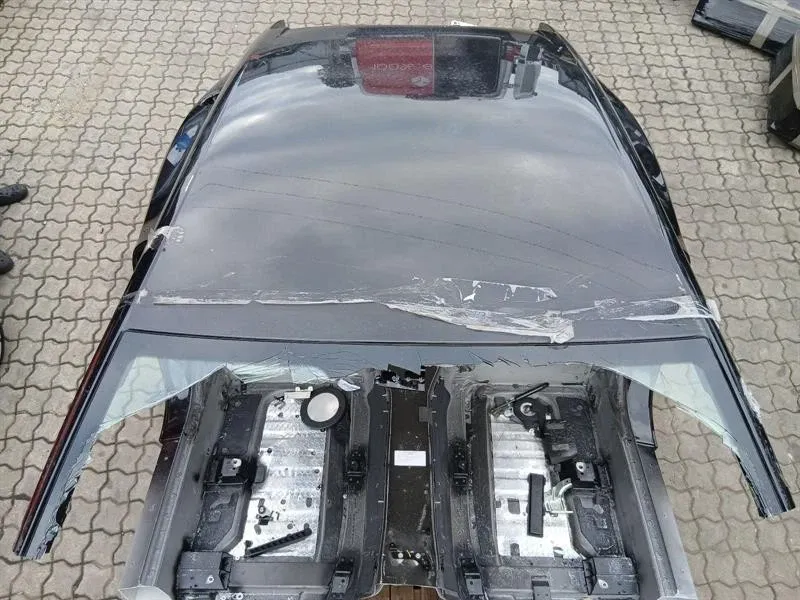 Ferrari GTC4 Lusso T 3.9 V8 F151M Cut Off Roof Outer Panel 86545711 Roof Frame-