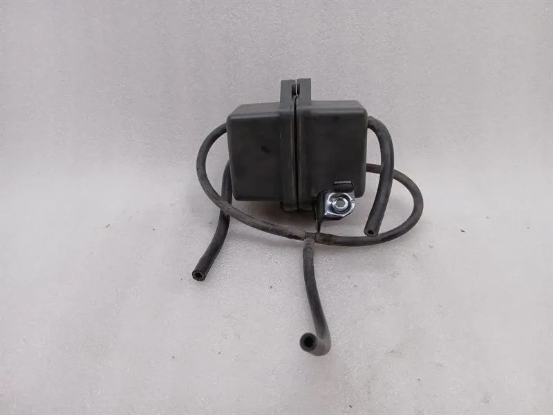 Ferrari 488 F142M Reservoir 306401 Vacuum Reservoir -