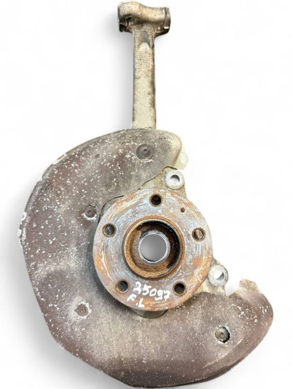 4G0407241D Wheel bearing housing front left AUDI A6 / A6 ALLROAD (C7, 4G) (2010-2018)