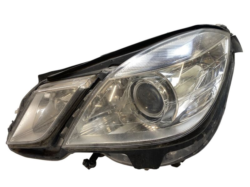 1ZT00970207 Headlight left MERCEDES-BENZ E-CLASS (W212) (2009-2016)