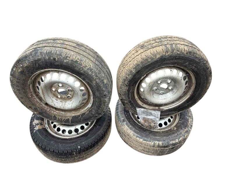 7H8601027D Rim set With Tyres 4 pcs VW TRANSPORTER T6 / MULTIVAN (SG, SF) (2015-)
