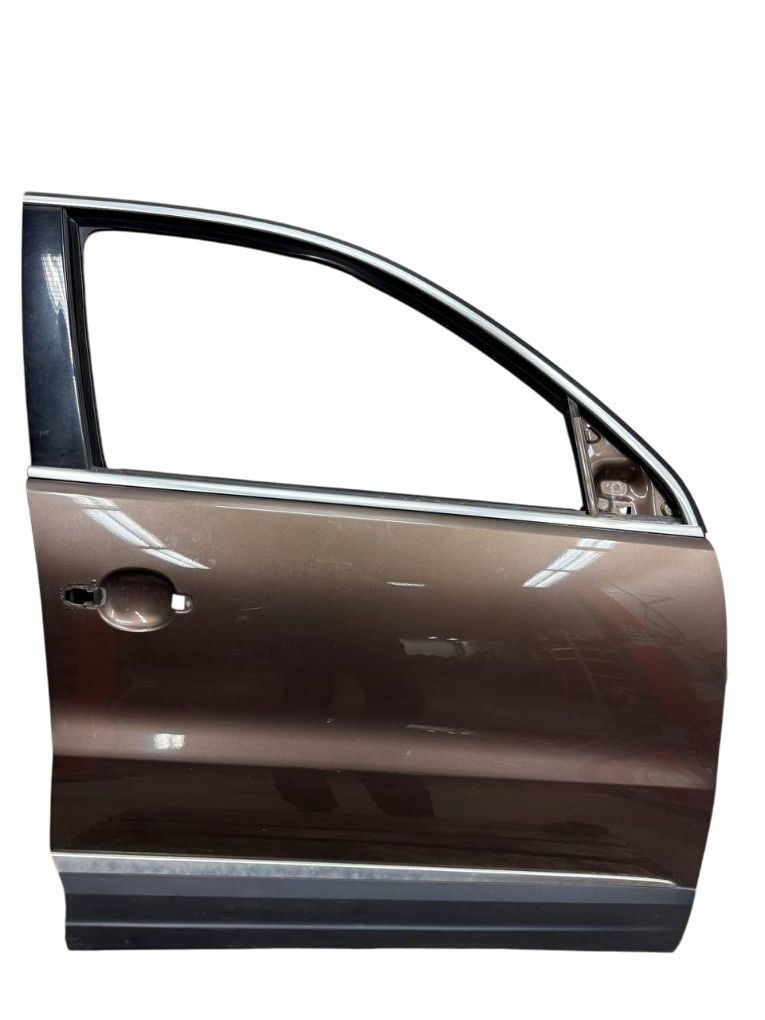 Door Front Right VW TIGUAN I (5N) (2007-2018)