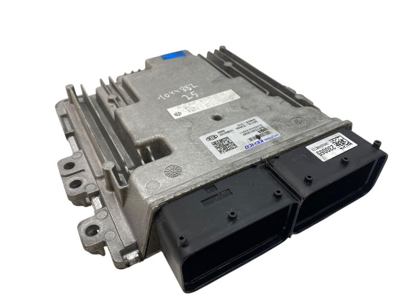 9001230130KF Engine Control Unit / module (ECU) KIA SPORTAGE (QL) (09.15-10.22)