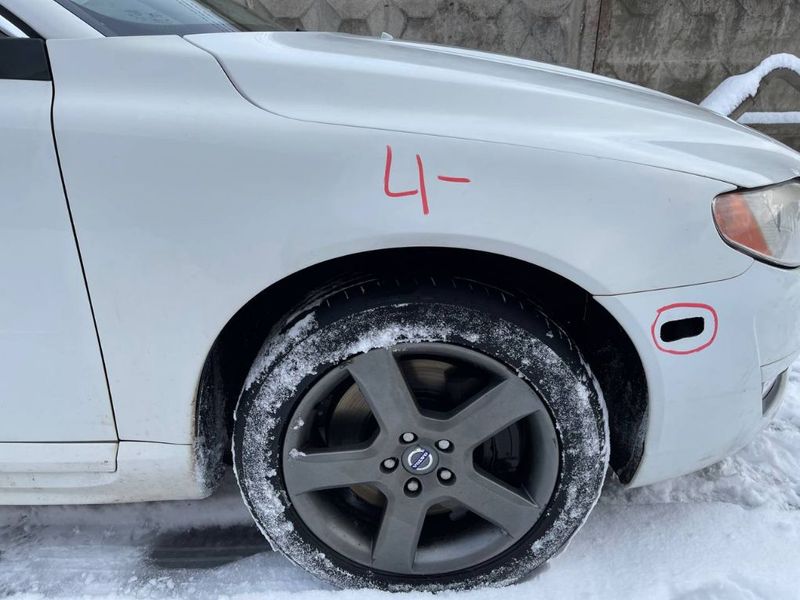 Fender Front Right VOLVO V70 III (BW) (2007-2016)