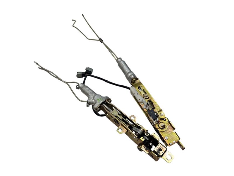 A1298000774 A1298000874 Convertible roof locking mechanism MERCEDES-BENZ SL-CLASS (R129) (1989-2001)