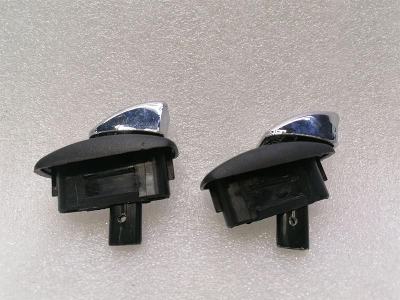 Maserati Granturismo M145 Seat Adjust Knob Set 980138108 Seat Adjust Knob Set