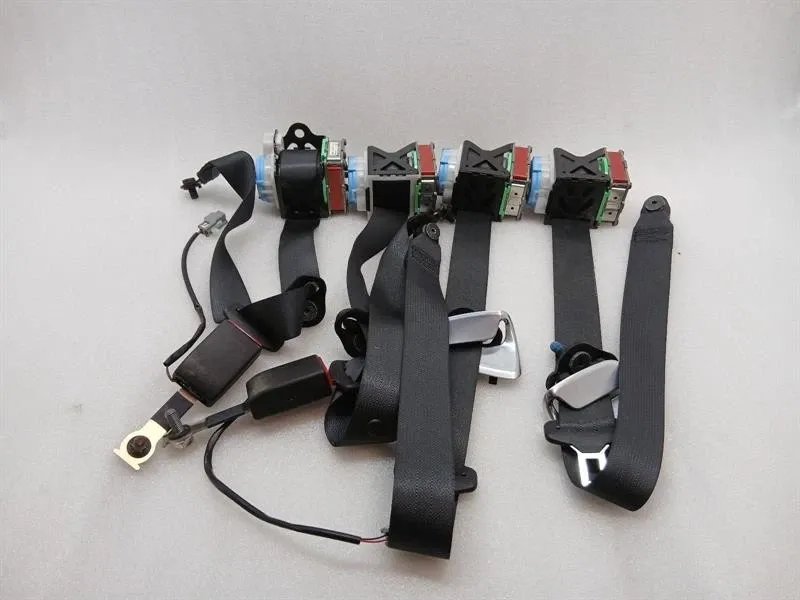 Aston Martin Rapide 10-14 Seatbelt SET AD43-611B69-ADW Seat Belt SET