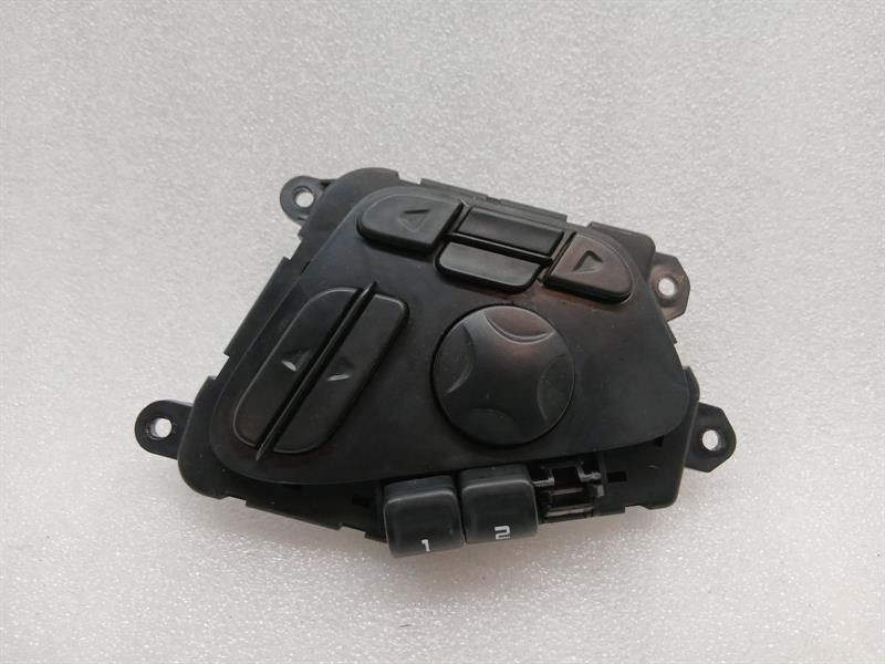 McLaren 570S Spider Switch 114176609 Seat Switch