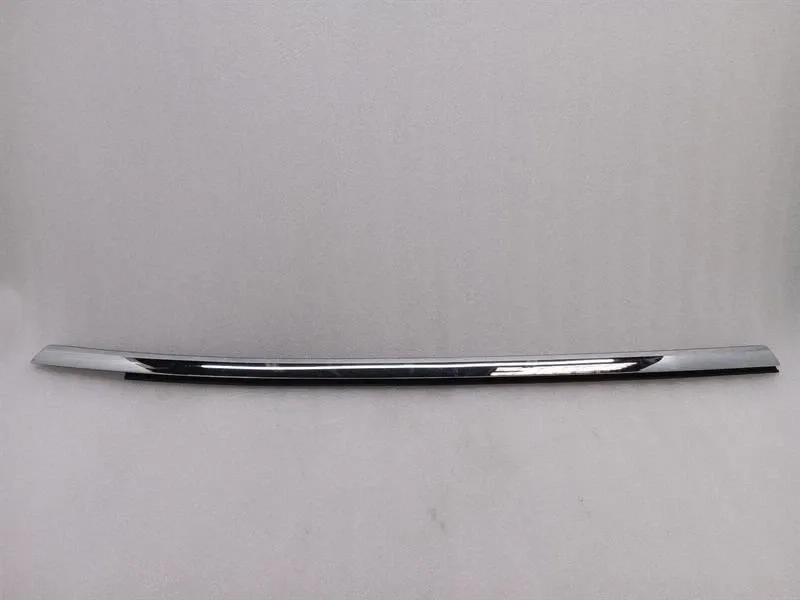 Tesla Model S 70 Rear Right Body Moulding 1038396-80-A Strip Rear Right