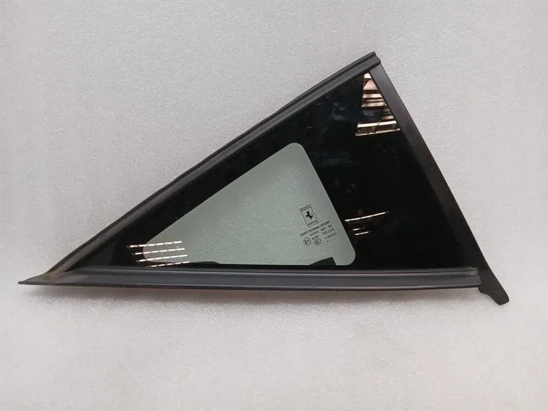 Ferrari F8 F142MFL Right Rear 1/4 Glass 86678000 Door Glass 1/4 Rear RH