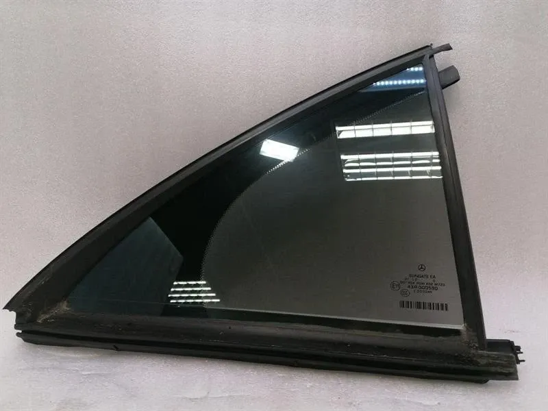 Mercedes S-Class W221 Right Rear 1/4 Glass A2217302420 Door Glass 1/4 Rear RH