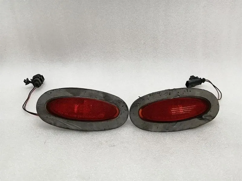 Bentley Continental GT W12 Sidelight Set USA 3W0945061C Indicator Set