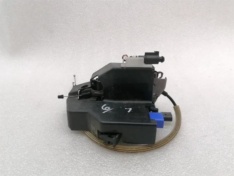 Bentley Continental GT W12 front left door lock 3W8837349A door lock RHD