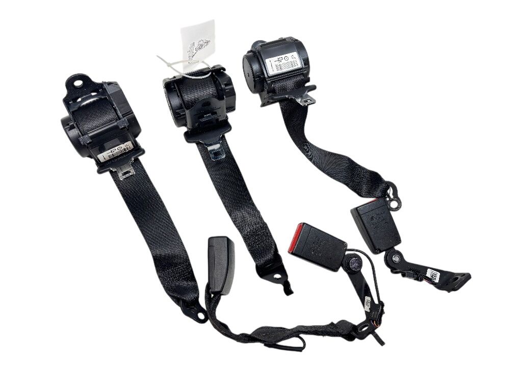 72117243309 72117322171 Seat Belt Set BMW 4 (F32, F33, F36, F82, F83) (2013-2020)