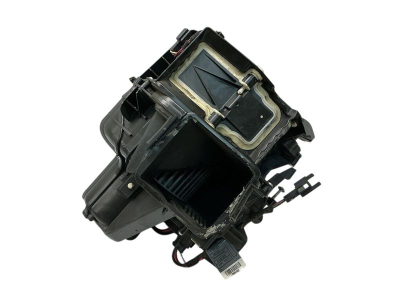 64119243950 9243950 9220847 Evaportator housing BMW 5 GRAN TURISMO (F07) (2009-2017)