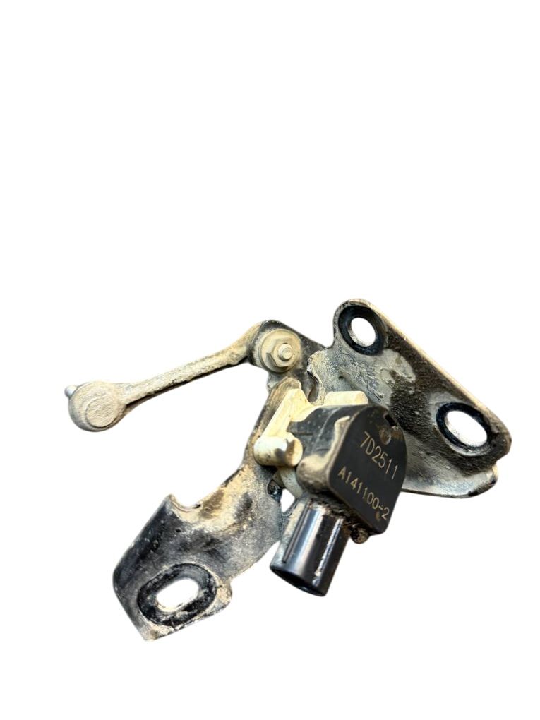 7D2511 A1411002 42822BB 8651A095 Suspension level sensor front right MITSUBISHI OUTLANDER III (GG, GF, ZJ, ZK, ZL) (2012-2021)