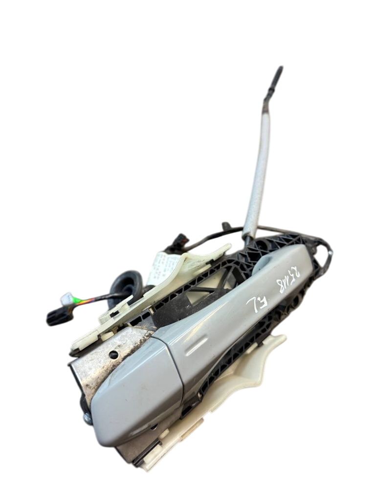 5G0837205Q 5L0837885B Door Handle Exterior Front Left SKODA OCTAVIA III (5E) (2012-2019)